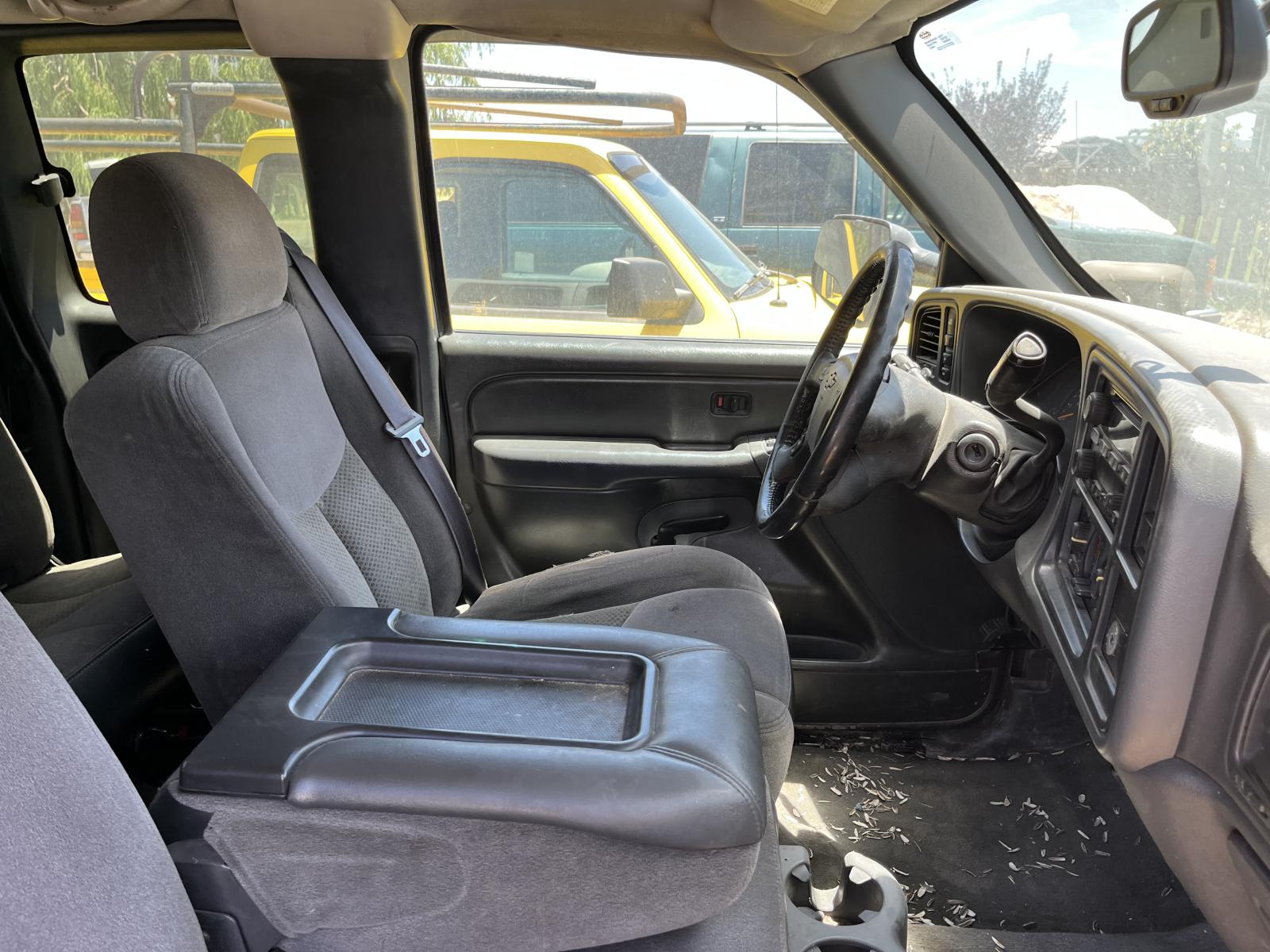 ./imagenes/INVOICE/2019/18036/CHEVROLET SILVERADO 2500HD (7).JPG